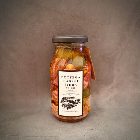 オリーブとサラミのオイル漬け