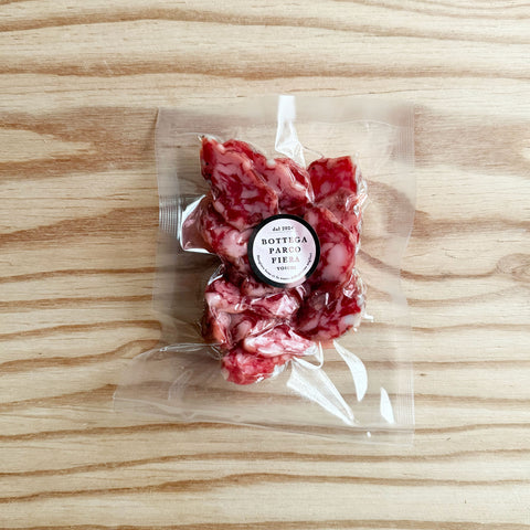 切れてる豚腸サラミ